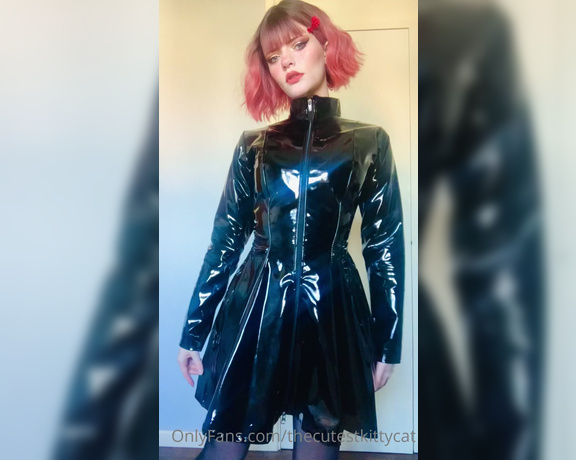 Misty silver aka Thecutestkittycat OnlyFans - I look like I’m straight out of blade runner in this shiny, squeaky, pvc dress~ 1