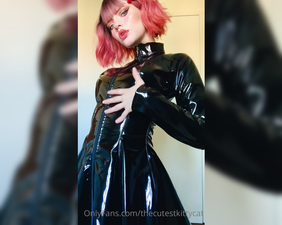 Misty silver aka Thecutestkittycat OnlyFans - I look like I’m straight out of blade runner in this shiny, squeaky, pvc dress~ 1