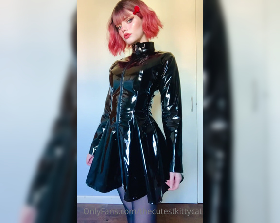 Misty silver aka Thecutestkittycat OnlyFans - I look like I’m straight out of blade runner in this shiny, squeaky, pvc dress~ 1