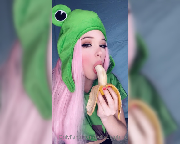 Belle Delphine aka Belledelphine OnlyFans - Just a goofy sloppy blowjob