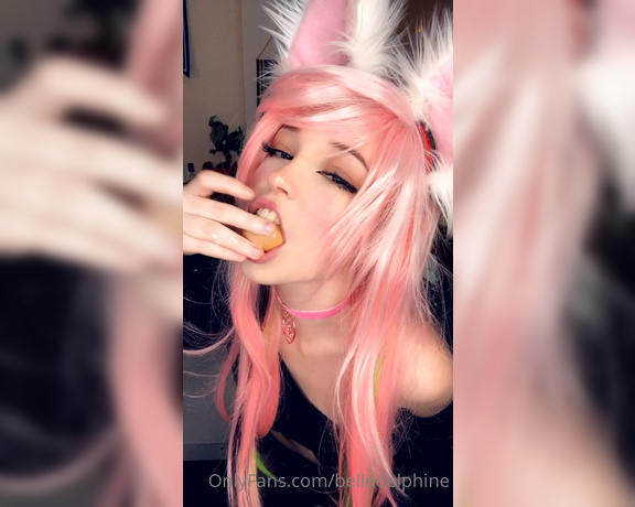 Belle Delphine aka Belledelphine OnlyFans - Me trying to get a good video of me dancing, idk why but i just thought id post them all here lmao 3