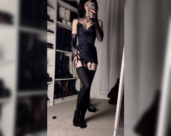 Nora Fawn aka Norafawn OnlyFans - Send me a DM and I’ll show you around this little black dress and more 1