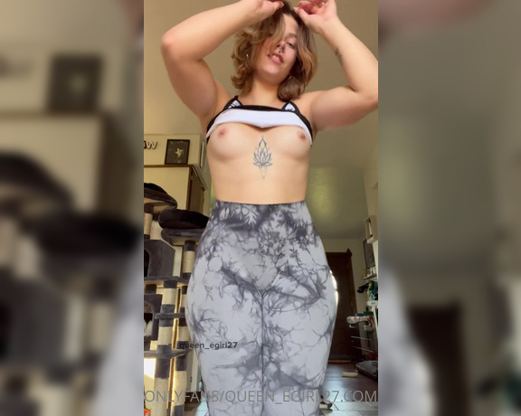 Queen_D aka Queen_egirl27 OnlyFans - My apologies for the lack in photos yesterdayp here’s a sexy video in my workout outfit I got clos
