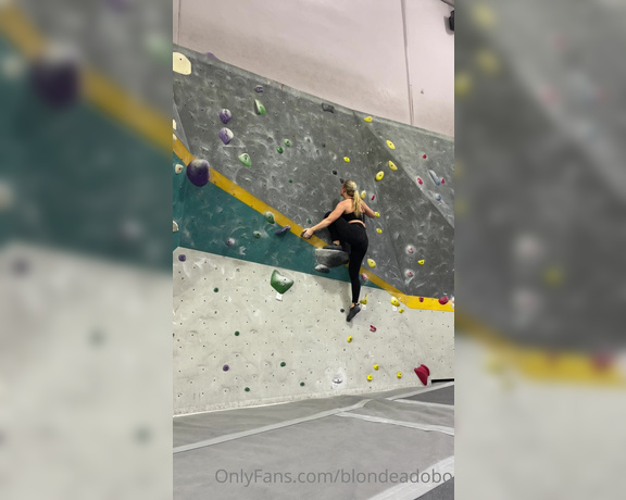 Blondeadobo OnlyFans - Taking a short break from the usually booty and titty posts to bring you…a rock climbing video