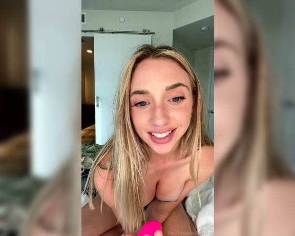 Cat aka Itsmecat OnlyFans - I went live after TikTok and I had so much fun  my bf was watching and had to come in at the end! 1