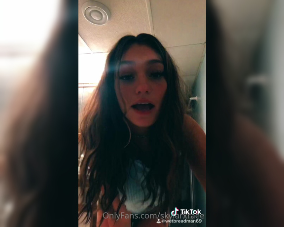 Skylar aka Skylarxraee OnlyFans - Missing my old tiktok, here’s some videos of me you’ve probably never seen! 6