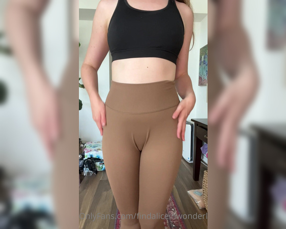 Alice aka Findaliceinwonderland OnlyFans - More yoga pants