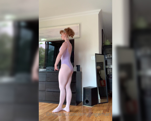 Amy Hart aka Amygingerhart OnlyFans - A warm up would’ve been good prior to doing this