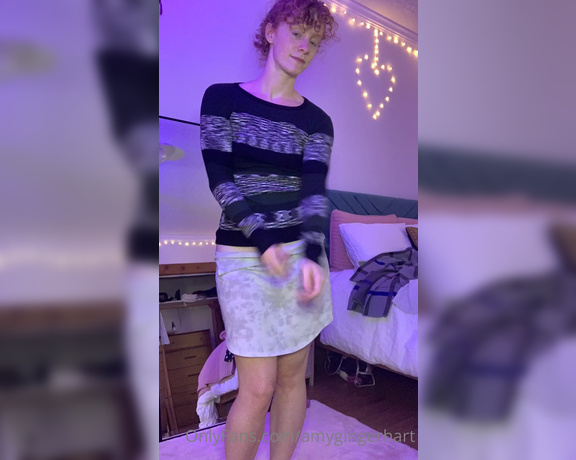 Amy Hart aka Amygingerhart OnlyFans - Time lapse Trying on some new clothes for fall I got horny making this for you so stay tuned for