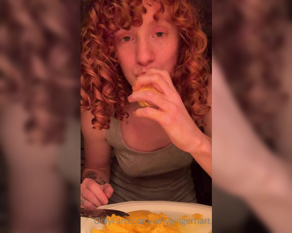 Amy Hart aka Amygingerhart OnlyFans - Eating a mango at midnight