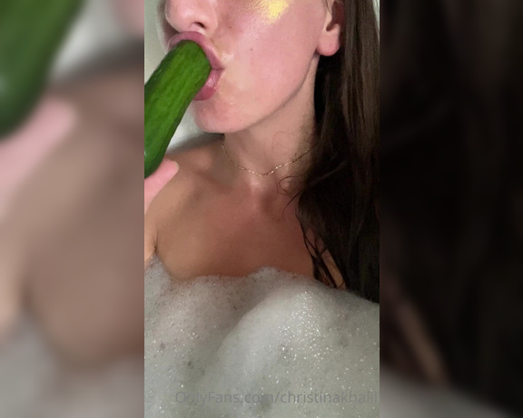 Christina Khalil aka Christinakhalil OnlyFans - Today was so cold I decided to take a HOT bath, but I was also hungry
