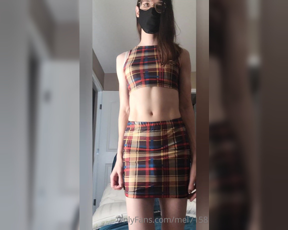 Melany aka Mel7158 OnlyFans - The outfit for quickies