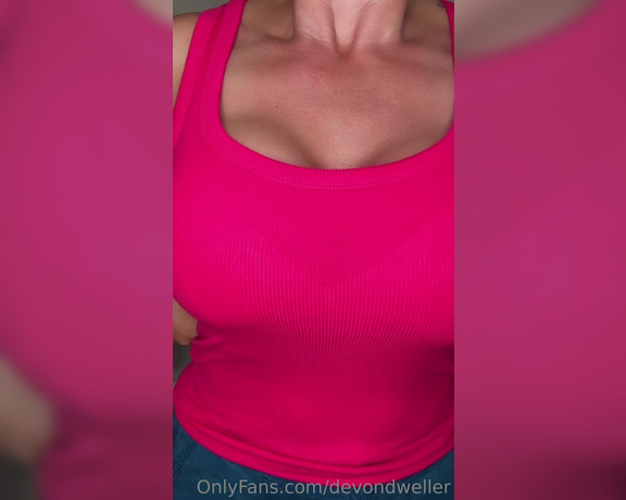 Lisa aka Devondweller OnlyFans - Free the nip Friday