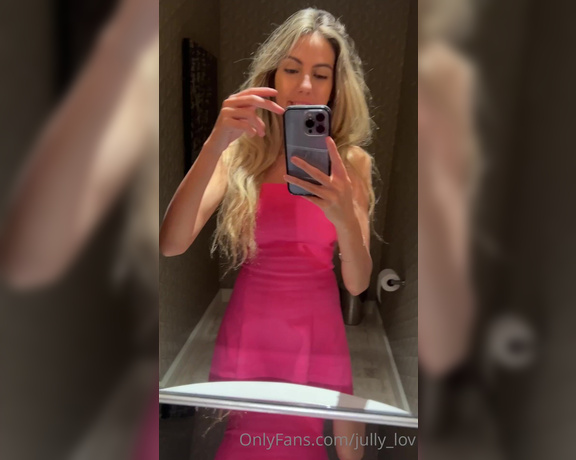 Jully Lov aka Jully_lov OnlyFans - VIBRATOR CONTROL IN THE RESTAURANT Im trying to control myself to dont moan and I was feeling