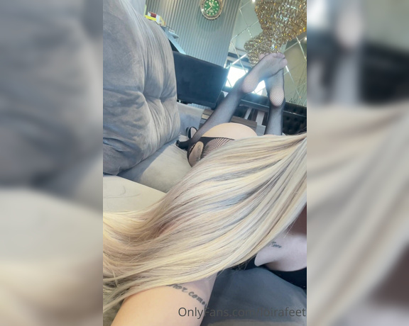 Loirafeet - OnlyFans Video 9