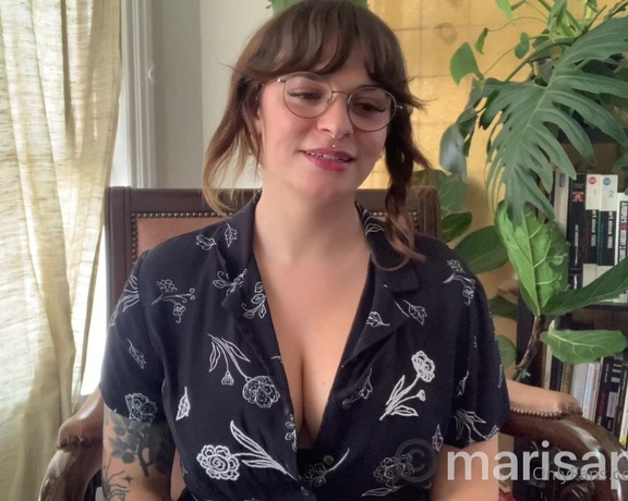 Mari Sappho aka Marisappho OnlyFans - In case you’re having a lazy day like me and want some comfort viewing my Q&A video! Questions submi