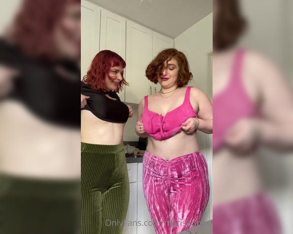Mari Sappho aka Marisappho OnlyFans - Some cute videos with @plantgal I forgot to post from last time we hung out We have multiple expl 2
