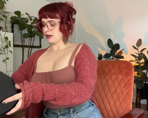 Mari Sappho aka Marisappho OnlyFans - Dildo Unboxing Video Real Cock 2 I’m so excited for this dildo! It’s the most realistic dildo in the