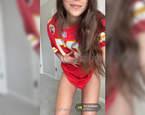 Oakley aka Oakleyraeee OnlyFans - If the Chiefs win tonight I’ll film another anal sex tape this weekend trying to make all 10,000