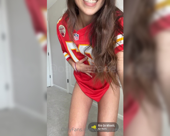 Oakley aka Oakleyraeee OnlyFans - If the Chiefs win tonight I’ll film another anal sex tape this weekend trying to make all 10,000