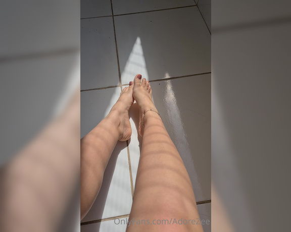 Adorezee Footjob OnlyFans - Do you get your vitamin D everyday too