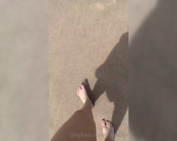 Adorezee Footjob OnlyFans - Beach week!