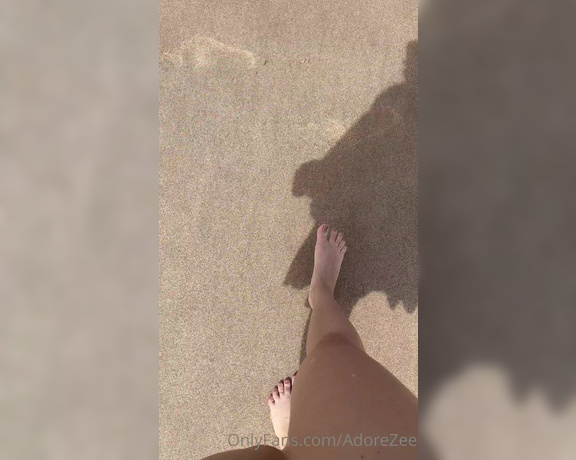 Adorezee Footjob OnlyFans - Beach week!