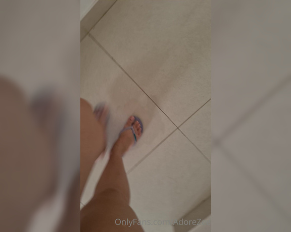 Adorezee Footjob OnlyFans - Sandals walking around sounds A fan told me he LOVES hearing this specific sound! Do you guys like