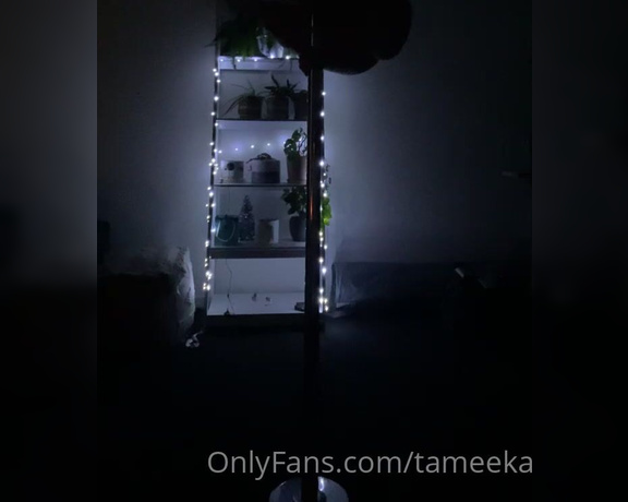 Tameeka OnlyFans - Just having some fun on the pole