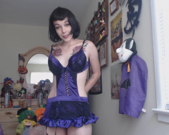 Damnedestcreature Trying On Lingerie