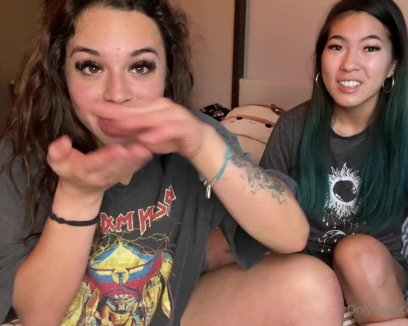 Fitbadonk OnlyFans - I just took my besties lesbian virginity today! Lol welcome to our Ted talk @lilslutlaceyyy