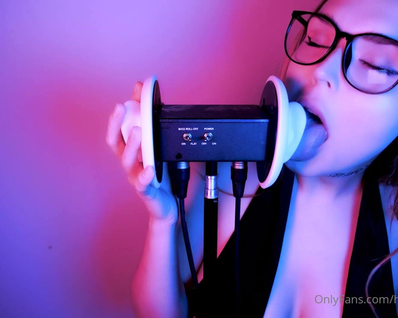 Heatheredeffect OnlyFans Leaked  - Mini ear eating video (full video + more ASMR is on Patreon)