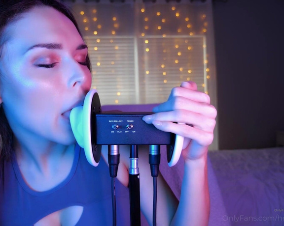 Heatheredeffect OnlyFans Leaked  - Mini ear eating video for those of you that enjoy ASMR!