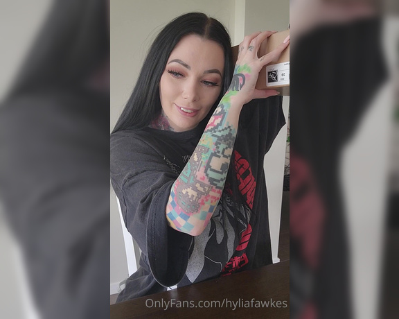 Hylia Fawkes aka Hyliafawkes OnlyFans - GIVEAWAY WINNER ANNOUNCED Thank you to everyone who participated! Your entry money can be used as 1