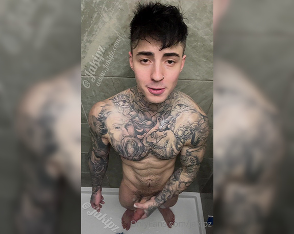 Jakipz OnlyFans - This weeks exclusive is a submissive daddy shower role play, I got my whole entire body in view as