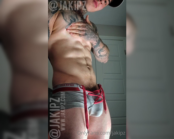 Jakipz OnlyFans - I had LOADS of requests for more oil since I sent out an oiled up bubble butt exclusive a few weeks