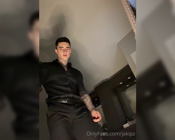 Jakipz OnlyFans - Dress clothes, stripping, spitting, cock smacking, dirty talking, flexing & much more for this week