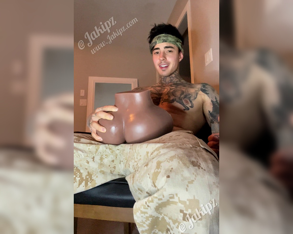 Jakipz OnlyFans - Here are a few teasers for this weeks halloween special a Military Silicone Ass Fucking Exclusiv