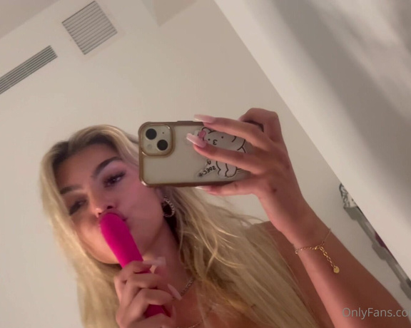 Rachel aka Kittiebabyxxx OnlyFans - LETS CUM TOGETHER! i was literally so horny & i was turning my self on  lots of teasing, sucking