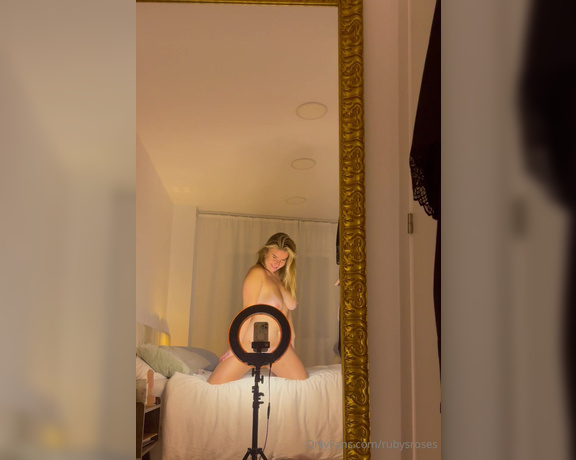 Rubysroses OnlyFans - Behind the scenes