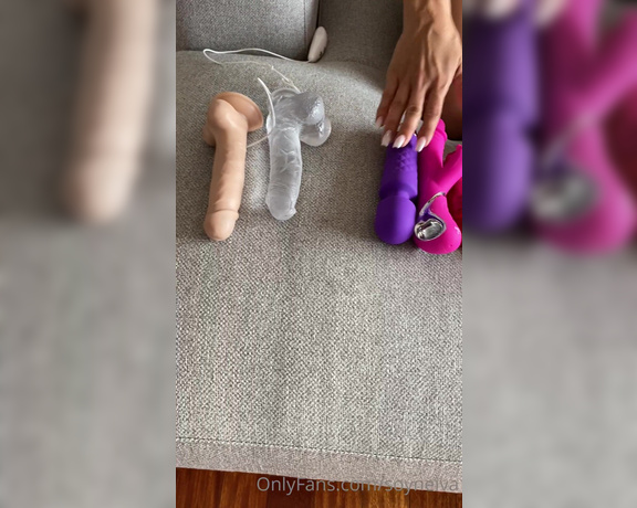 Soy Neiva aka Soyneiva OnlyFans - HOT, NAKED and eager to PLAY with my DILDOS and VIBRATORS Which one would you choose for my PUS 2