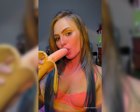 Tabby Ridiman onlyfans - Tabs24x7 OnlyFans - I can never eat a banana and not get turned on now thanks to this bj vid I did This was last mo