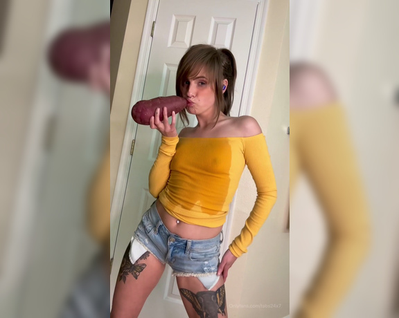 Tabby Ridiman onlyfans - Tabs24x7 OnlyFans - Have you ever wanted to see a girl in a wet shirt dance and makeout with a potato Well your prayers