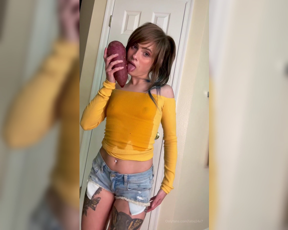 Tabby Ridiman onlyfans - Tabs24x7 OnlyFans - Have you ever wanted to see a girl in a wet shirt dance and makeout with a potato Well your prayers