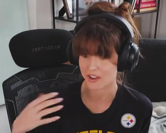 Amanda Cerny aka Amandacerny OnlyFans - Figured some of you may be football fans Therefore wanted YOU TO GET IT FIRST! I interviewed JuJu 11