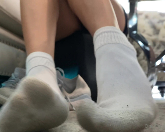 Ivory Soles aka Ivorysoles OnlyFans - Sock documentation part 2 I’ve never filmed this way on my phone before, I thought everything was