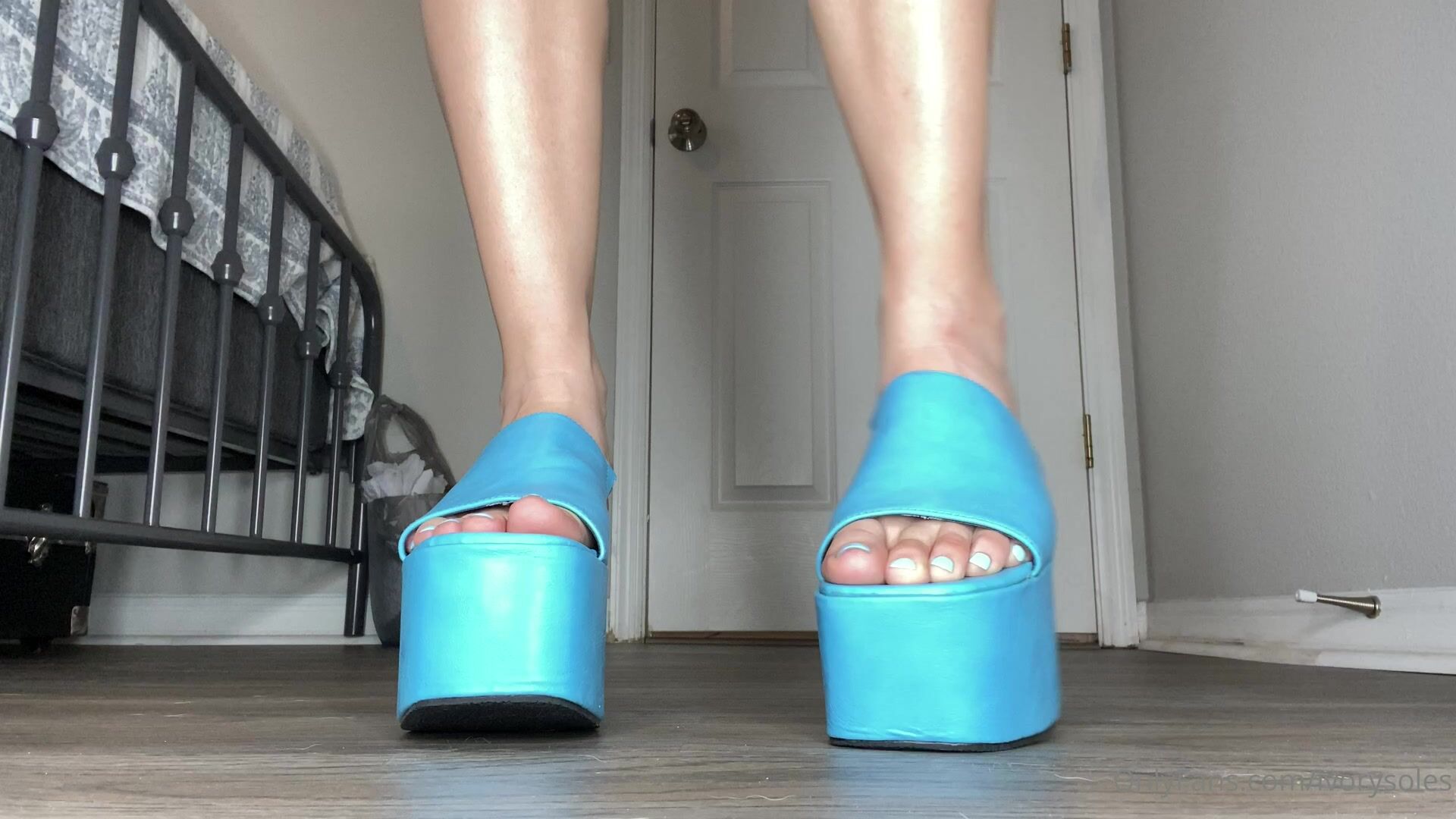 Watch Online Ivory Soles Aka Ivorysoles Onlyfans I Have A Feeling These Wedges Are Going To Be