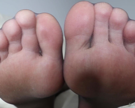 Ivory Soles aka Ivorysoles OnlyFans - Edging At Your Assistants Pantyhose Feet Your assistant Ivory noticed your work slipping a lot since