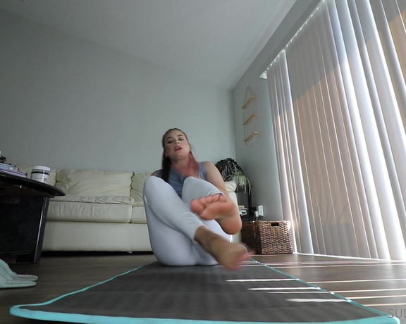 Ivory Soles aka Ivorysoles OnlyFans - Yoga Feet and Ass Take Your Cash Ivory has been coming to your house to instruct you on yoga but you