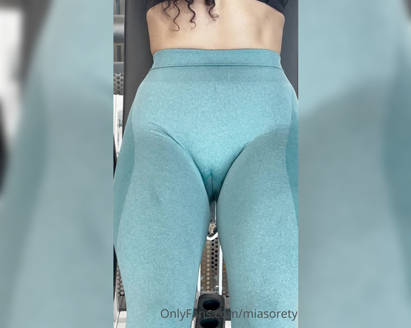 Mia Sorety aka Miasorety OnlyFans - TIP$ if you want to see me get fucked in gym leggings He can rip them open and fuck me from the bac